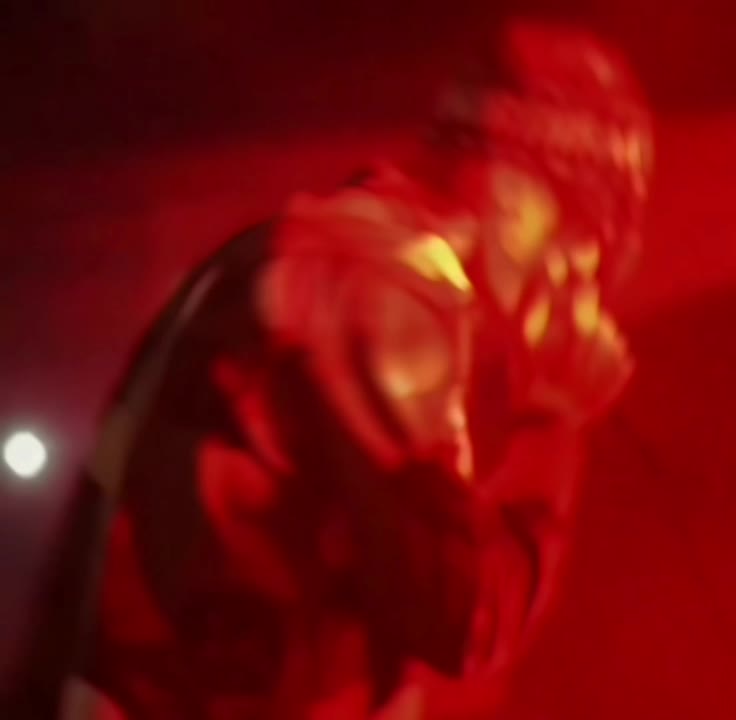 @𖤐