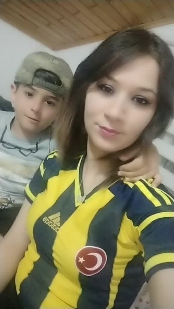 @Gamze🇹🇷͜͜͡͡✯