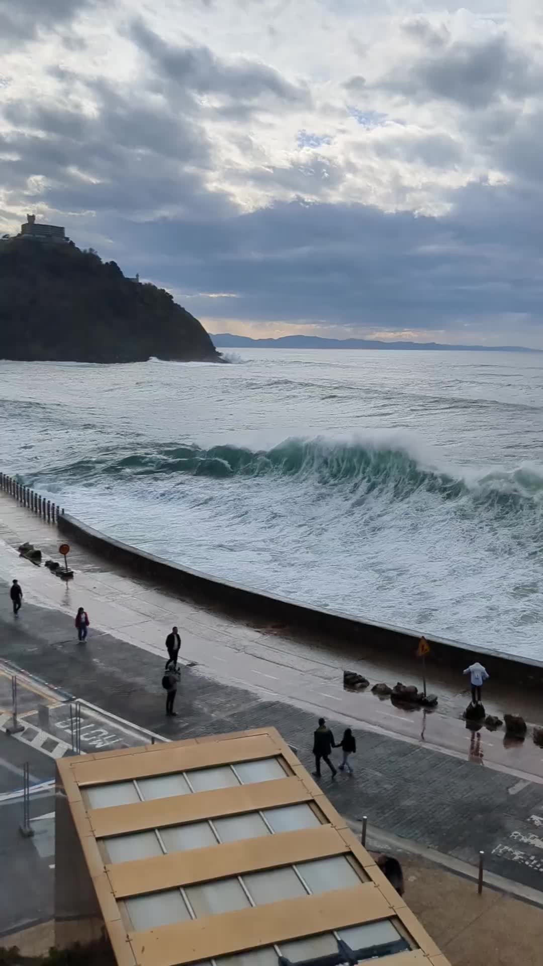 @Jes&uacute;satm🤙🇮🇨🏄&zwj;♂️✌️🏍💨