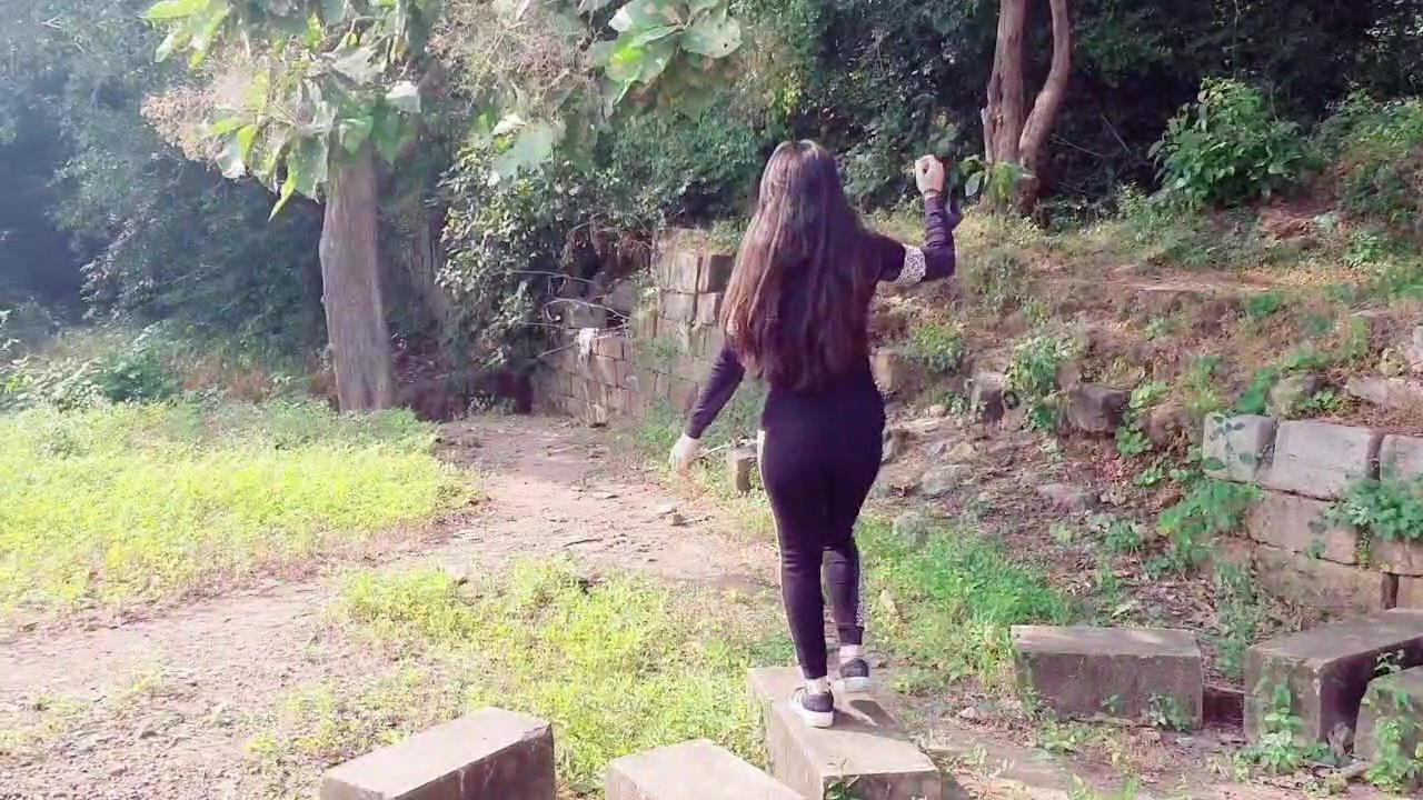 @Suraiya Vloger