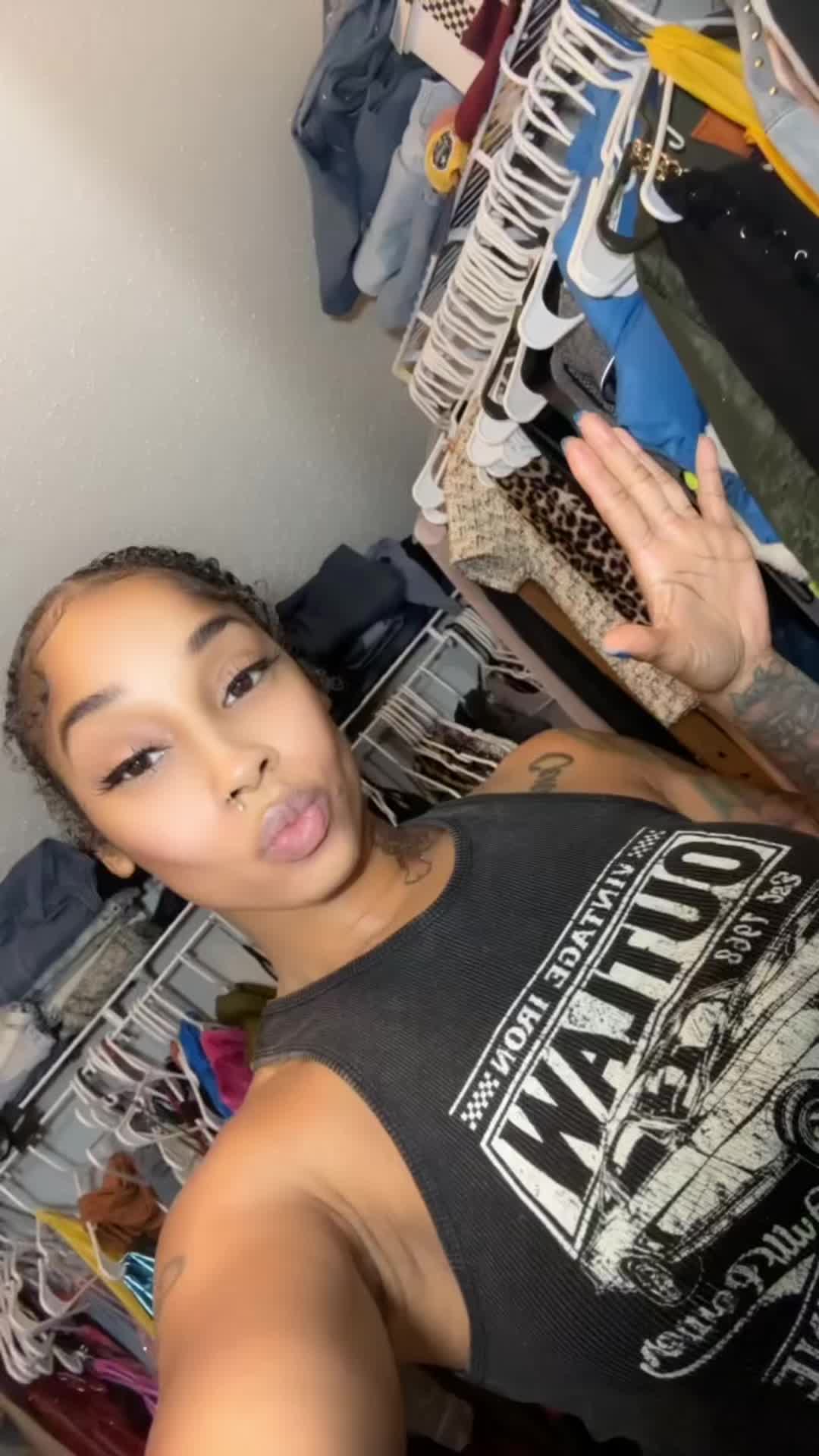 @Candycocain 💙🍭