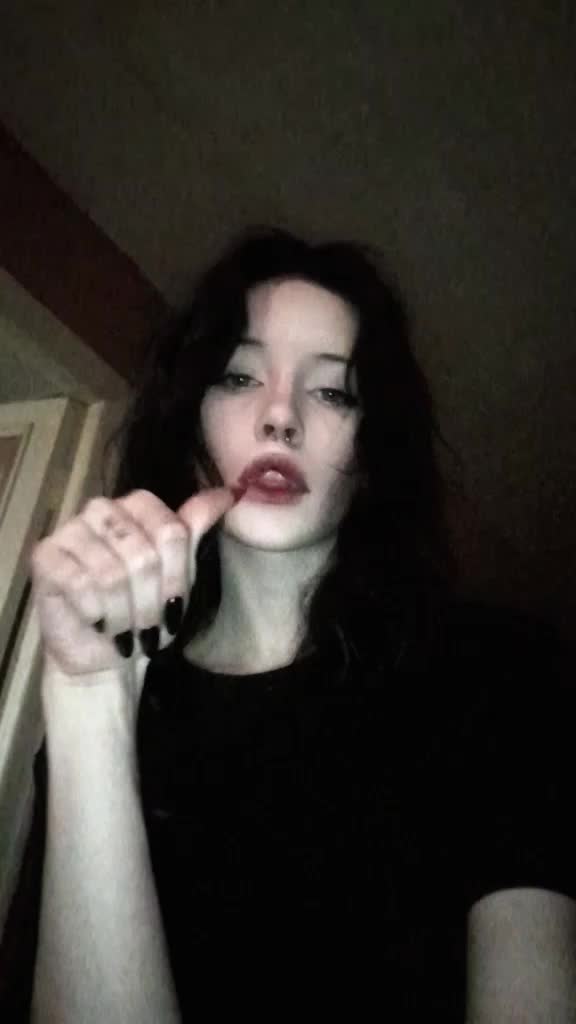 @УПЯЧКА УПЯЧКА🐈⬛