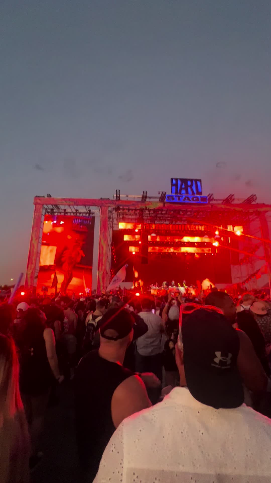 @UZIEL aka Uzi🖤