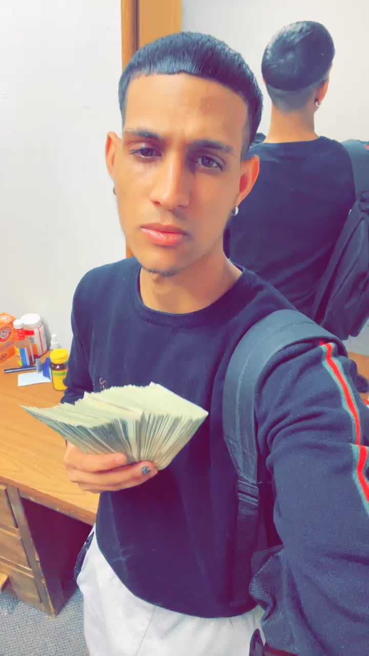 @Yajhadyguerra29