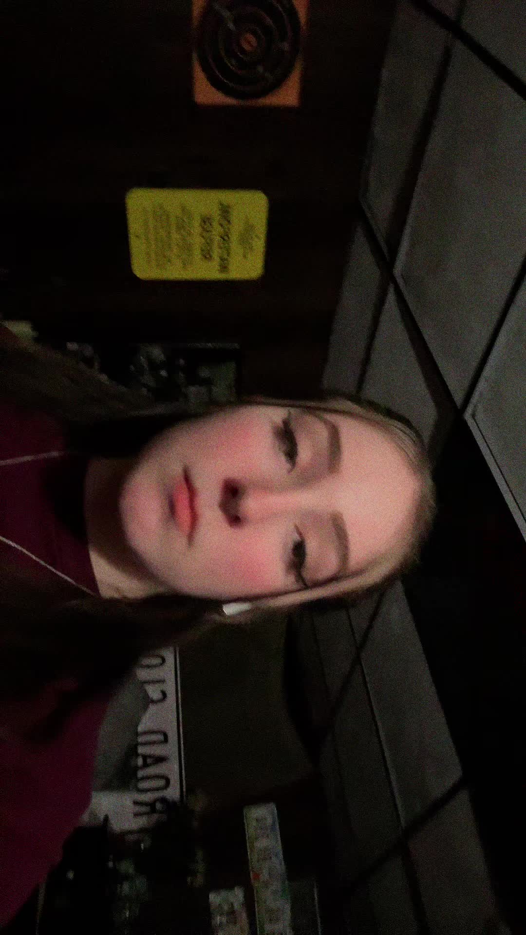 @L&iuml;l&auml;.B&oslash;rkh&atilde;rt