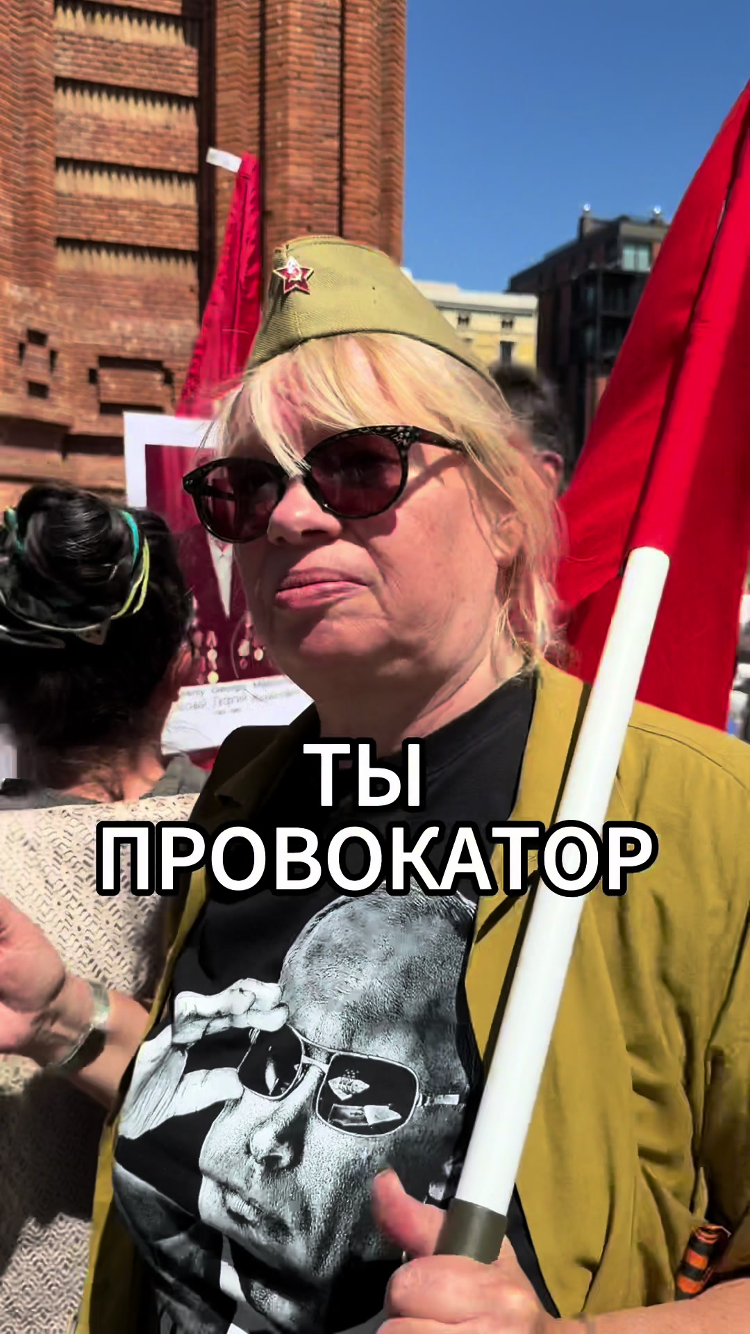@Уличные интервью в Барселоне