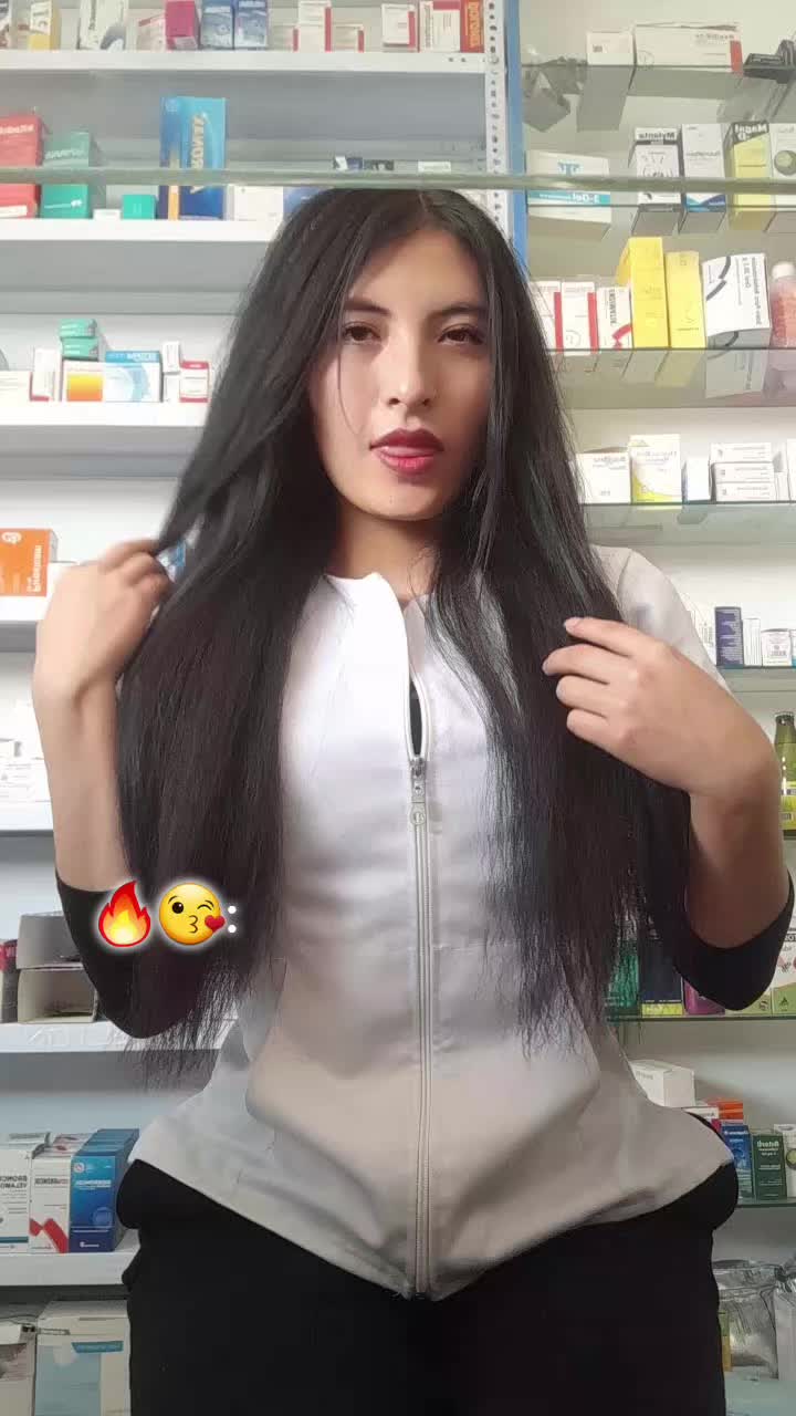 @Eli🖤👩🏻&zwj;⚕️