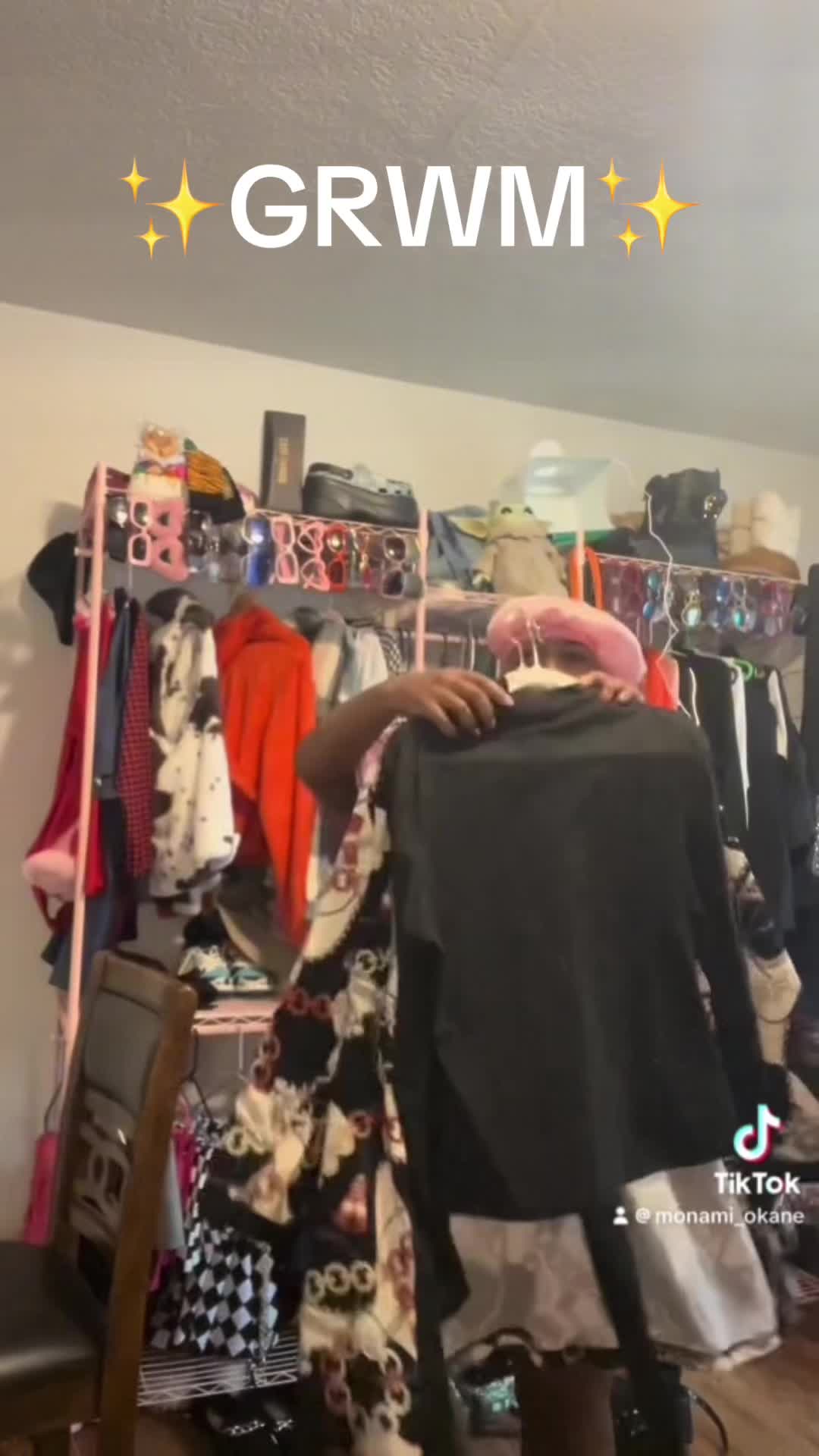 @𝙼𝚘𝚗ey_ǝuɐʞO