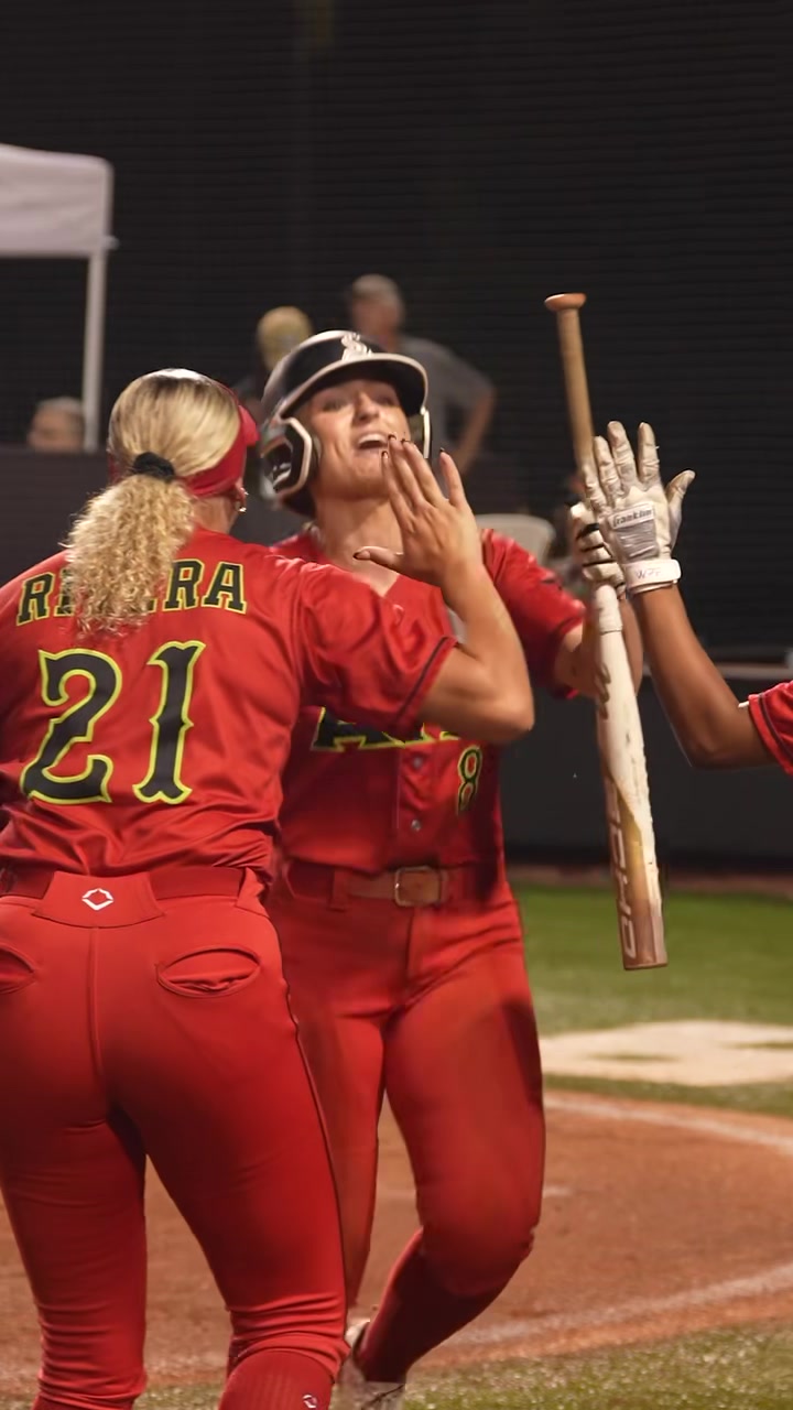 @Women’s Professional Fastpitch