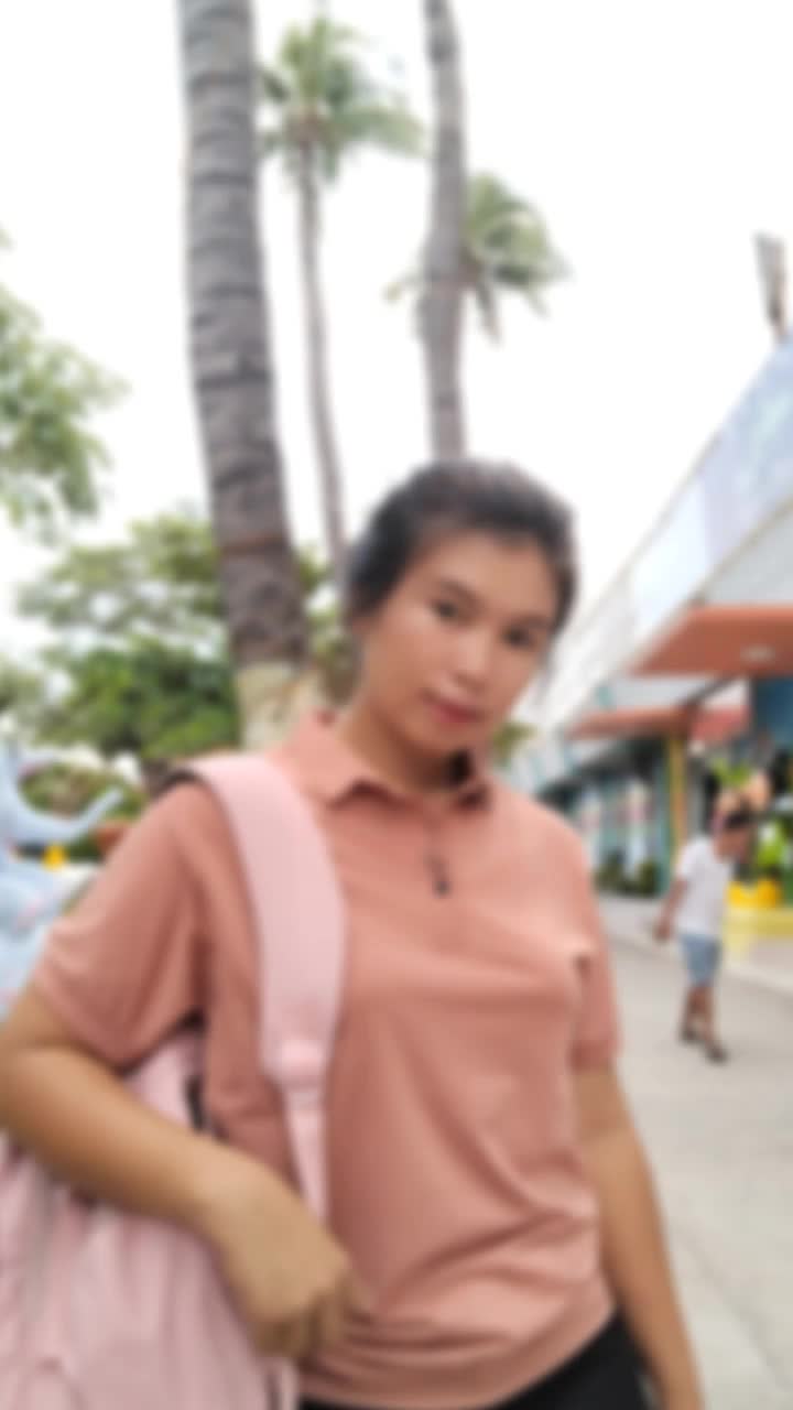 @ဖြူလုံးလေး😒🐷🐷