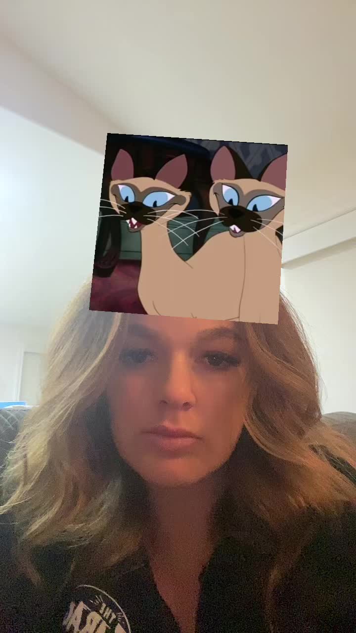 @danirosey24