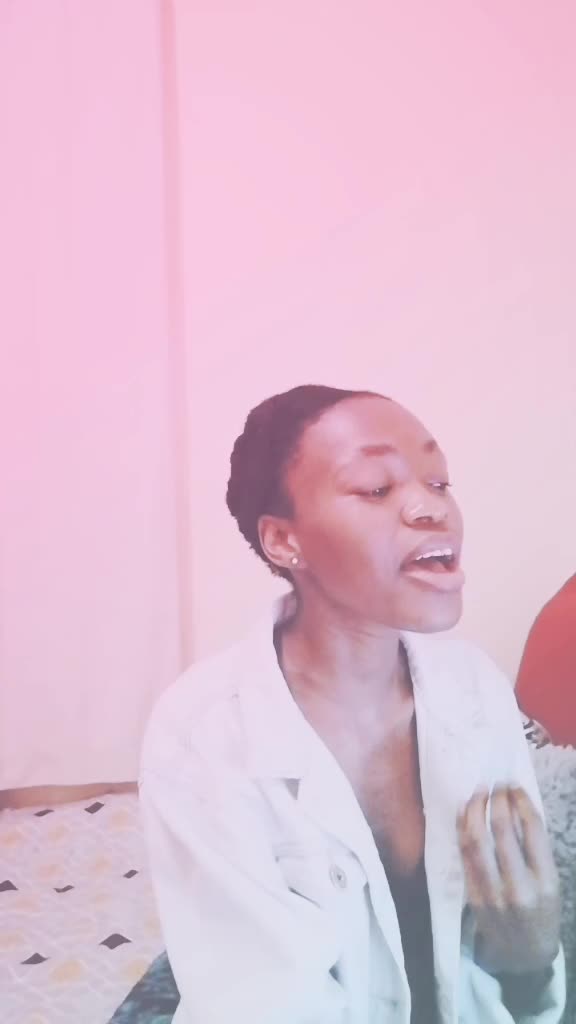 @Uzalipholile