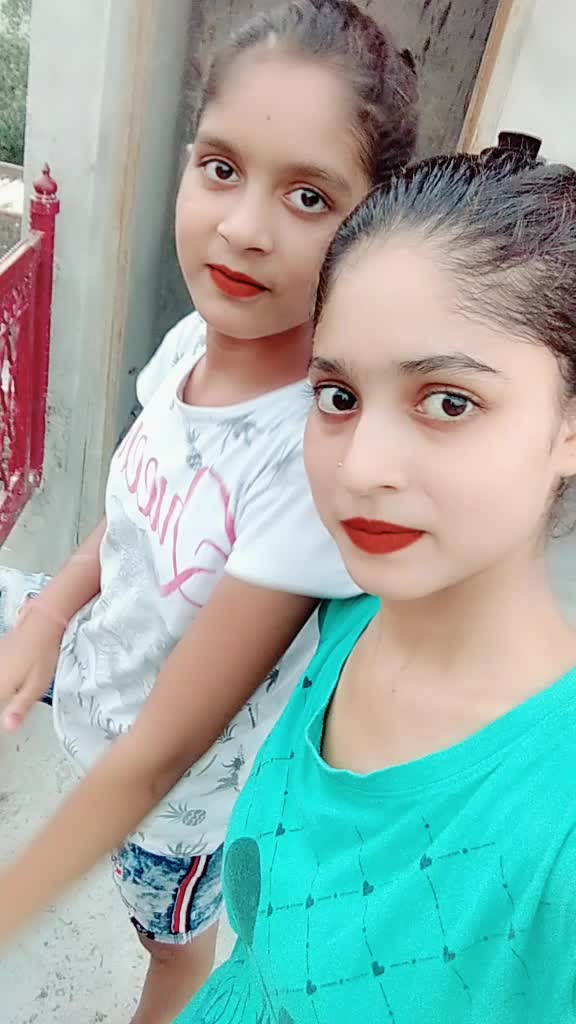 @rithikadhilor