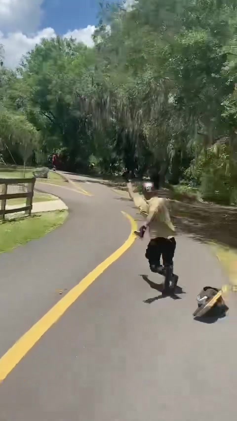 @FloatGang
