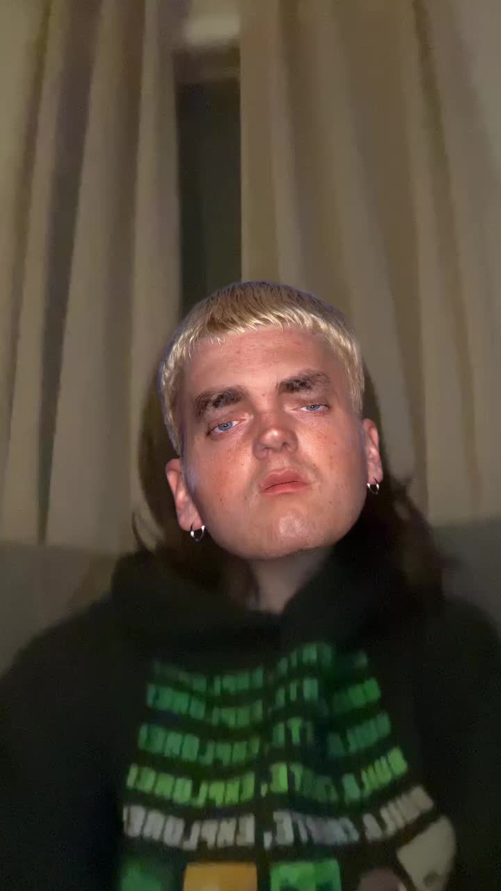 @Hi