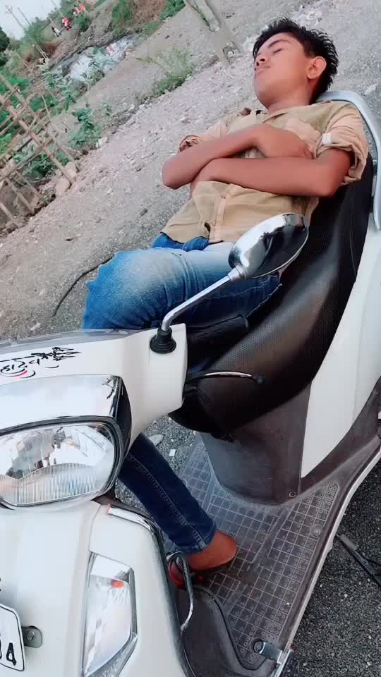 @Ankur Rajgor👑