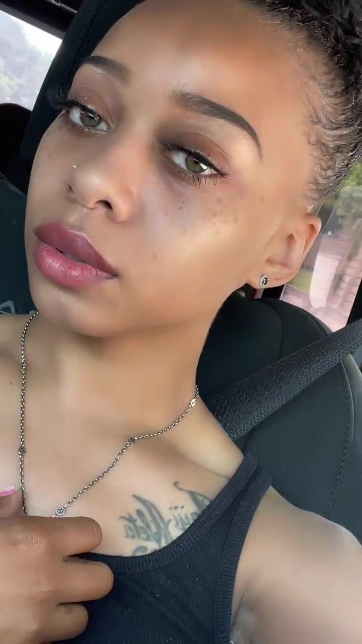 @Senaibeauty