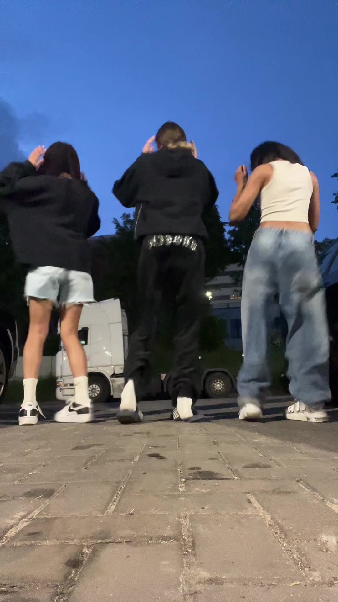 @adri_xxw0