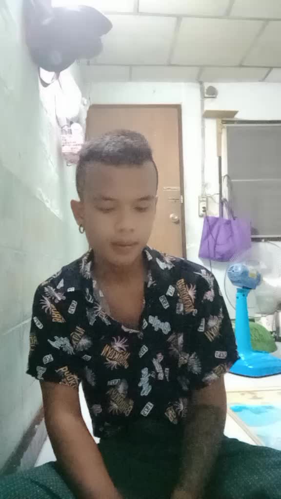 @Htet ko ko