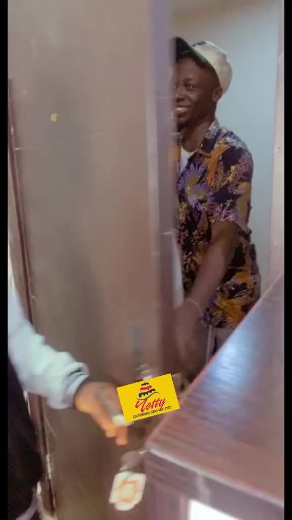 @yettycakes21