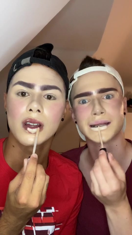 @dmartinytube
