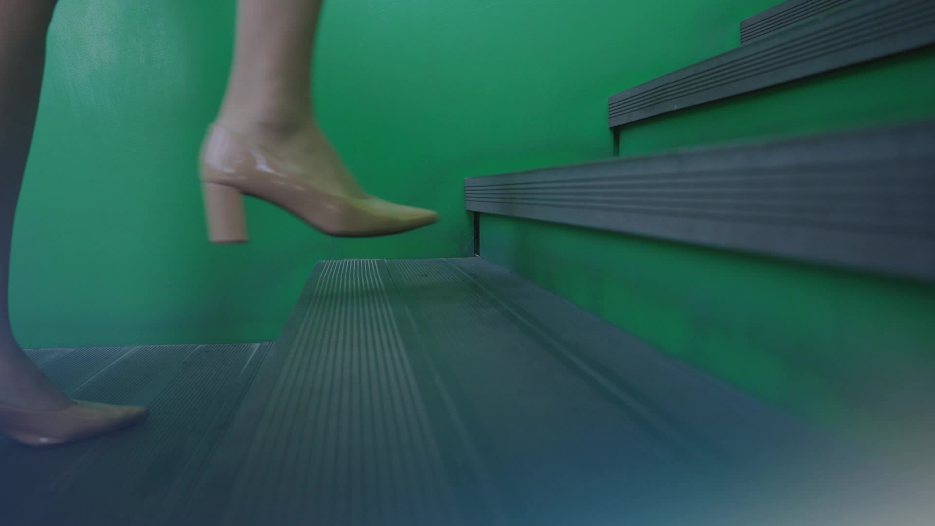 @Alice in Albania