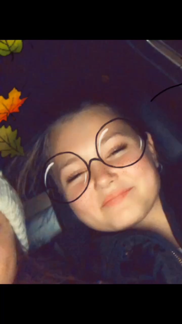 @Sn&auml;lla f&ouml;lj mig!🥰