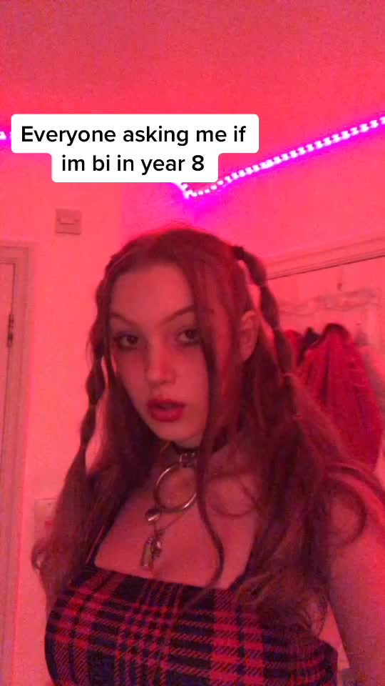 @Mia