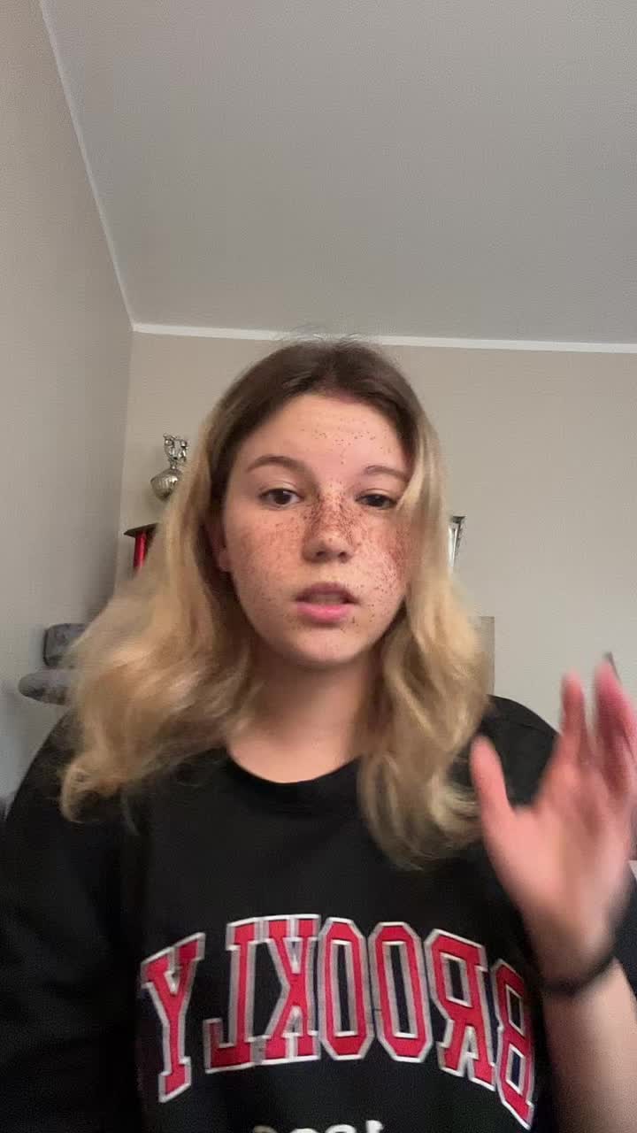 @Julka🏳️🌈❤️