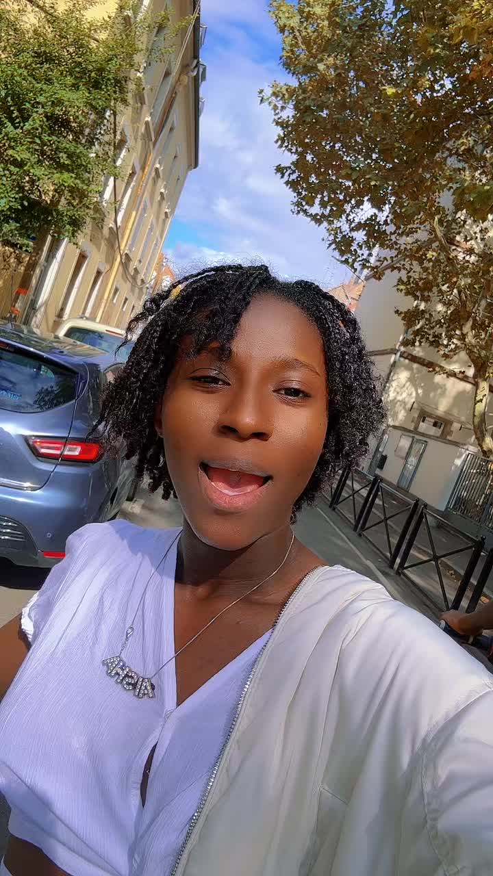 @PrettyAisha🥰❤️