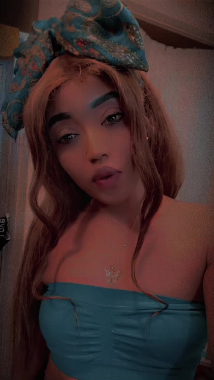 @Flawless 👑Qu&euml;en Sass&yuml;❤️
