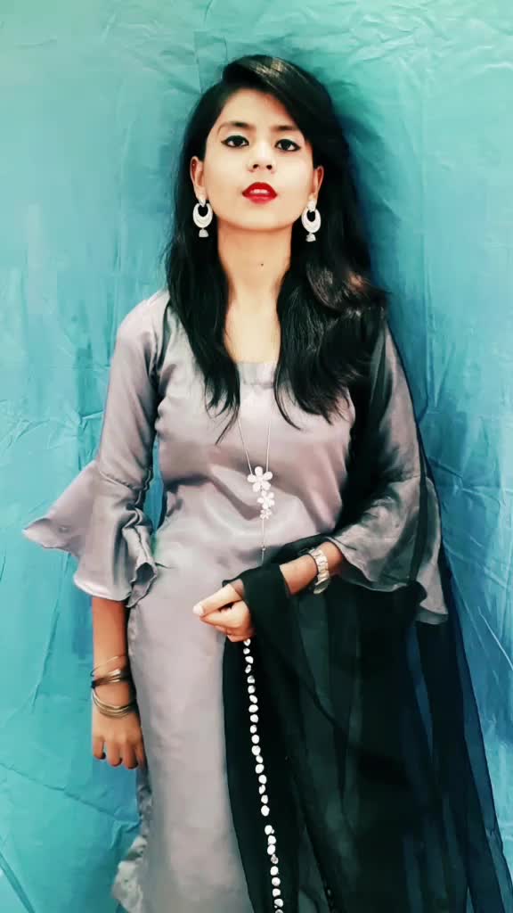 @हिमांशी कौशिक🦋