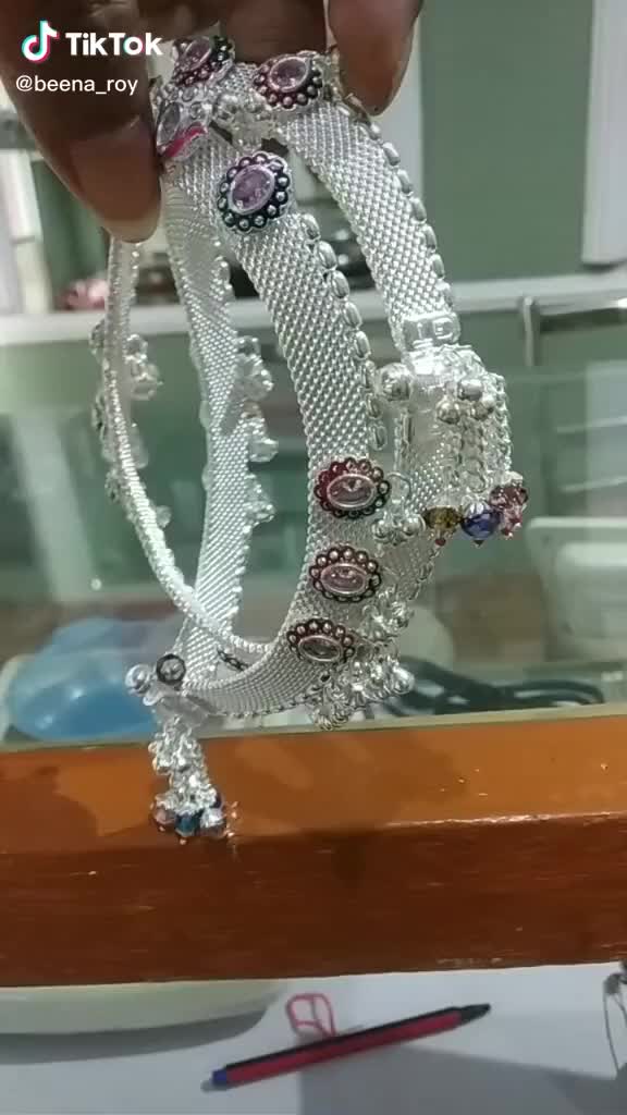 @hindu hindu
