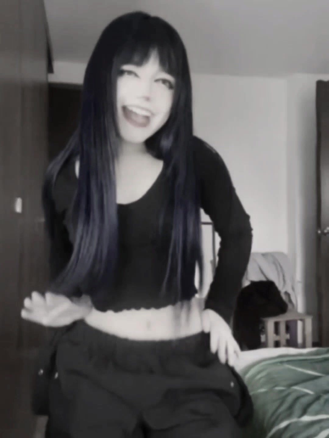 @𝐇𝐗𝐥𝐮𝐢𝐬𝐑𝐓4
