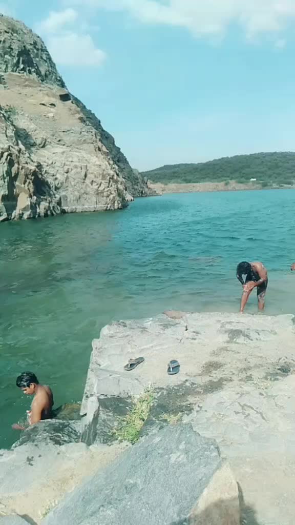 @ebinesar8802058