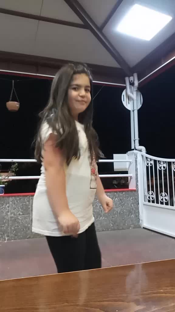 @Burcu Ay