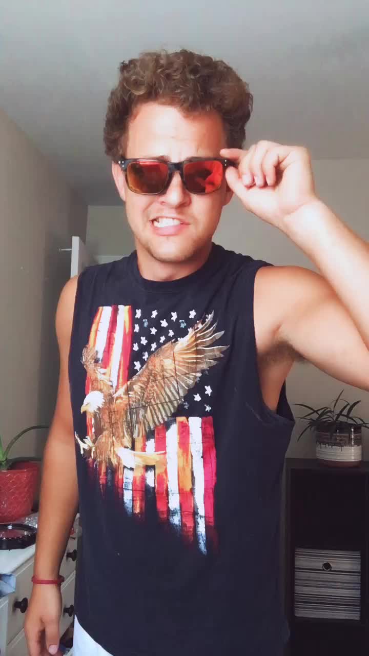 @Rewr3w