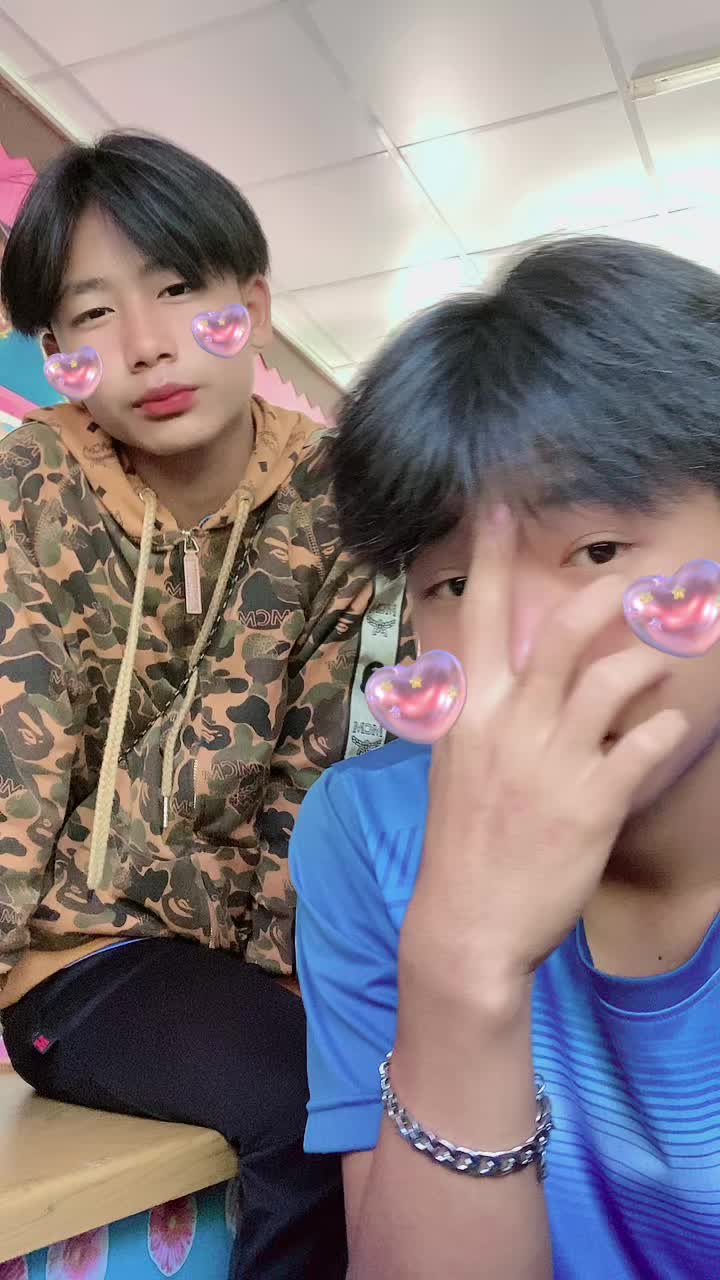 @กูชื่อแหลม🤨