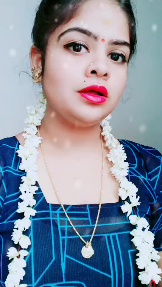 @👑 🖤NIHARIKA🖤 👑