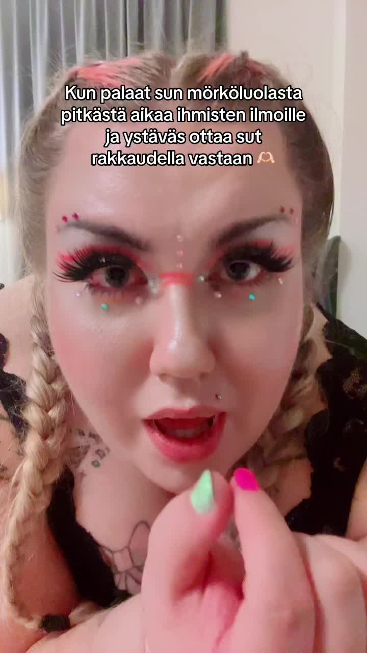 @christamonica 💋