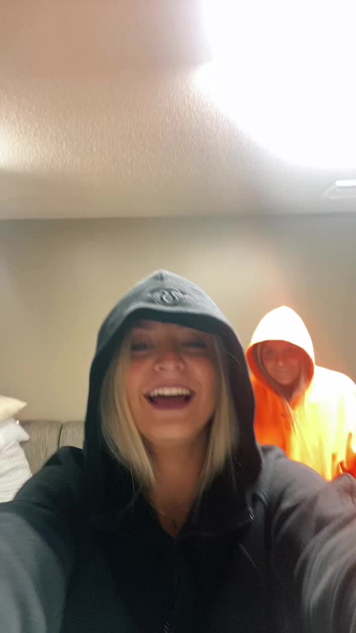 @D💲