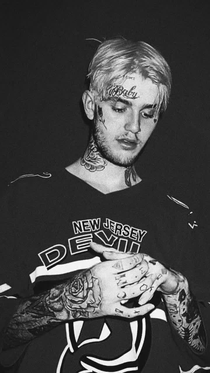 @Lil Peep 👀