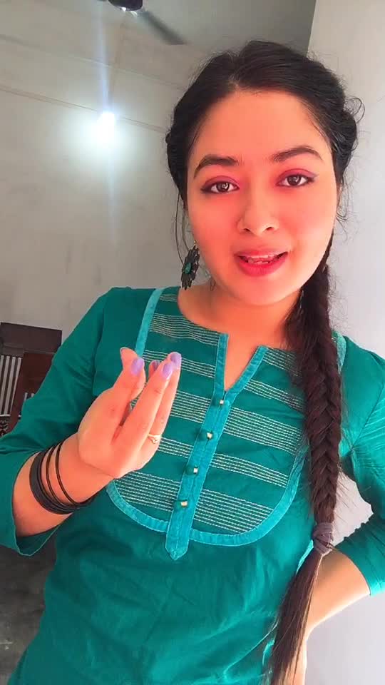 @Naina โ๏ธ