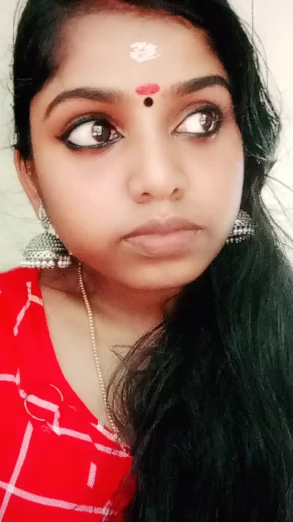 @dreamylover♥️😘Charu