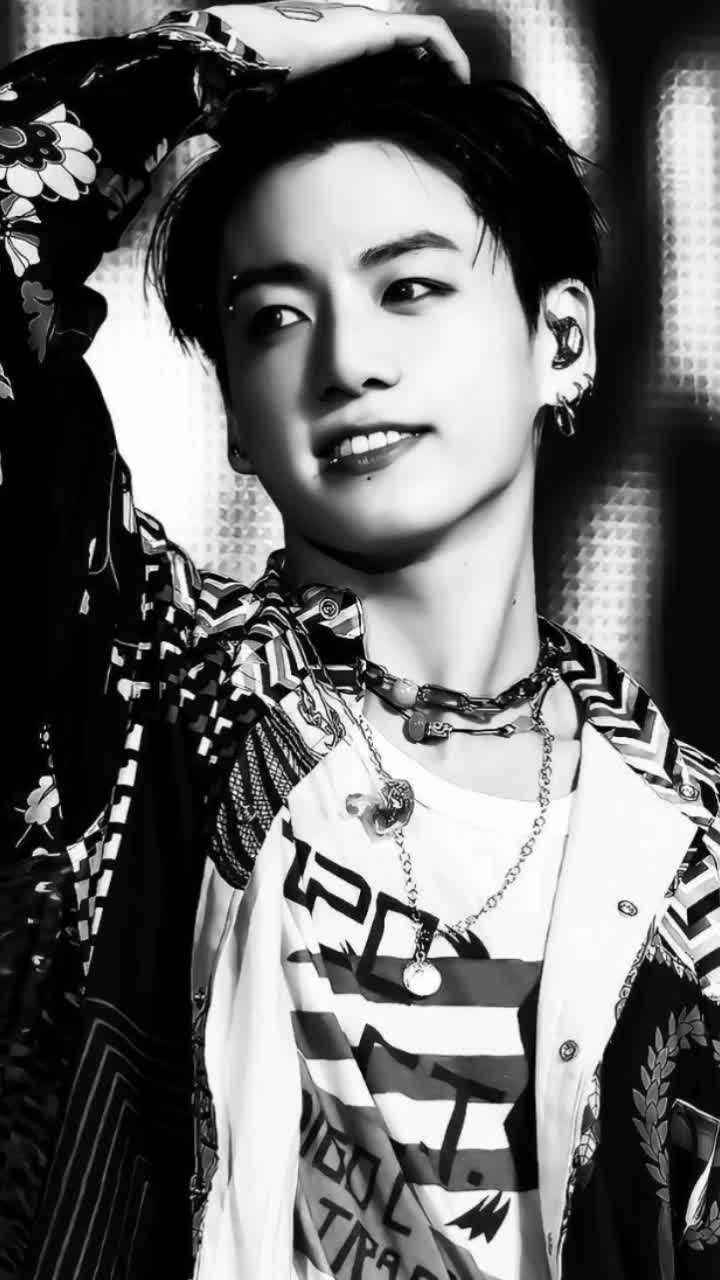 @LadyJunkook