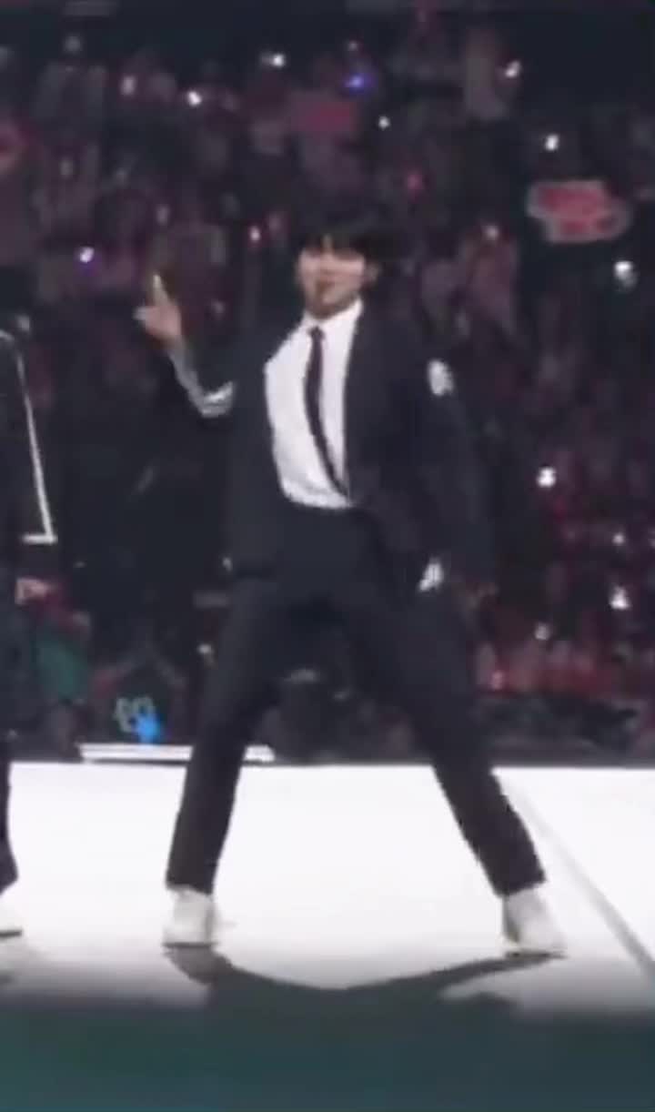@𝖧𝖾𝗅𝗅𝗈𝗐𝗈𝗈𝗄𝗂𝖾 💪🏻🐻