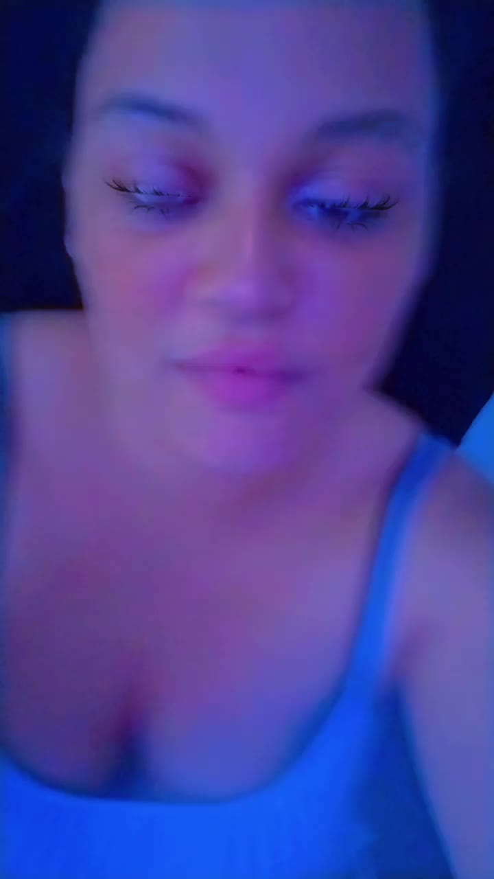 @Julianette