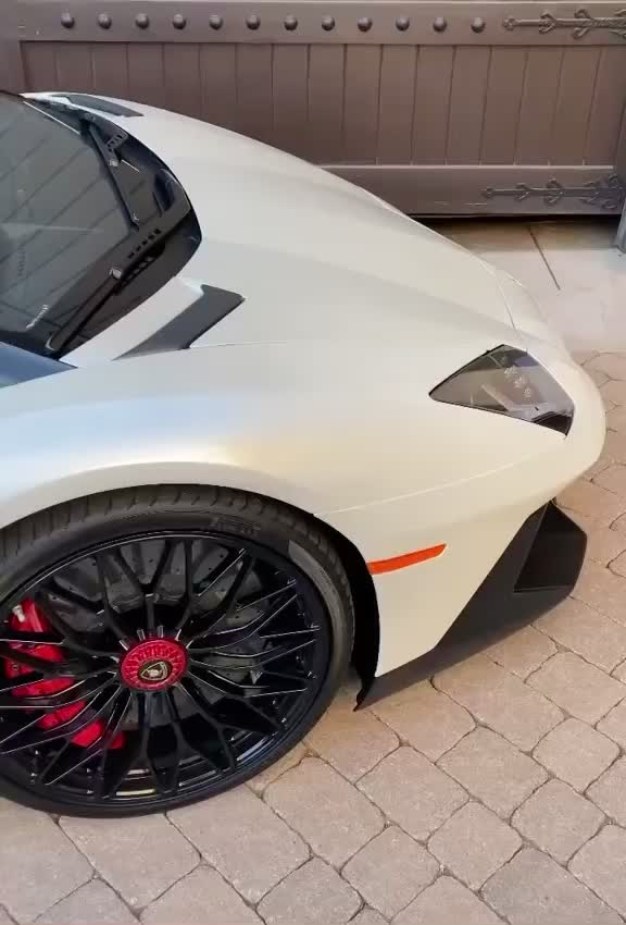 @Lambo Lover