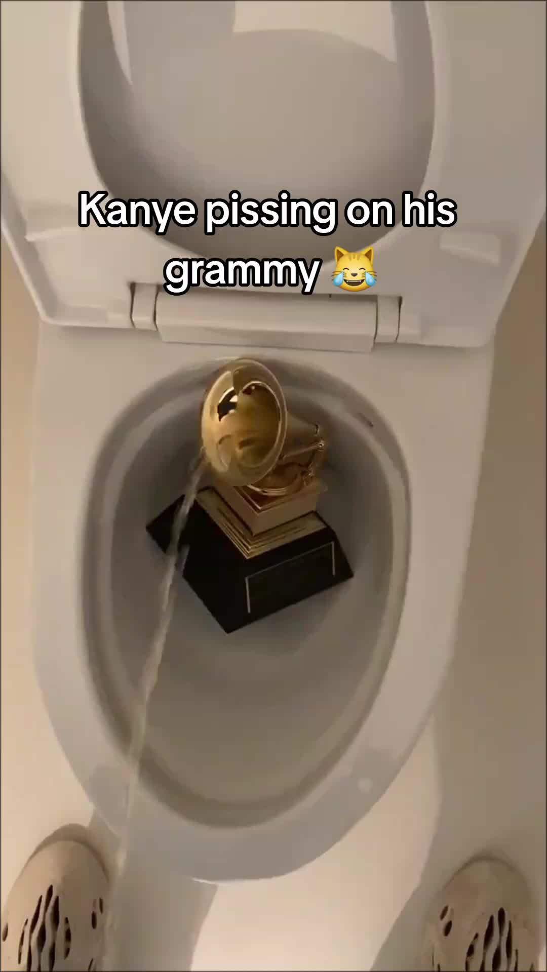 @¥$