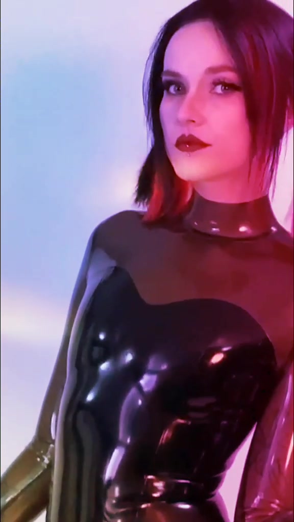 @Naomi Novocain